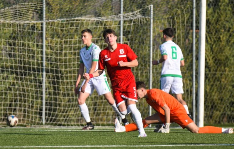 “Πεντάστερη” εμφάνιση για τον Πανσερραϊκό επί του Λεβαδειακού!