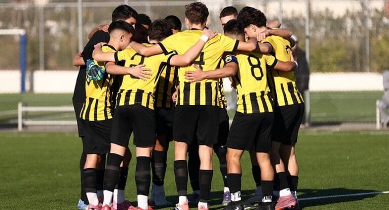 Πέρασε με… πέμπτη από τη Λιβαδειά η ΑΕΚ!