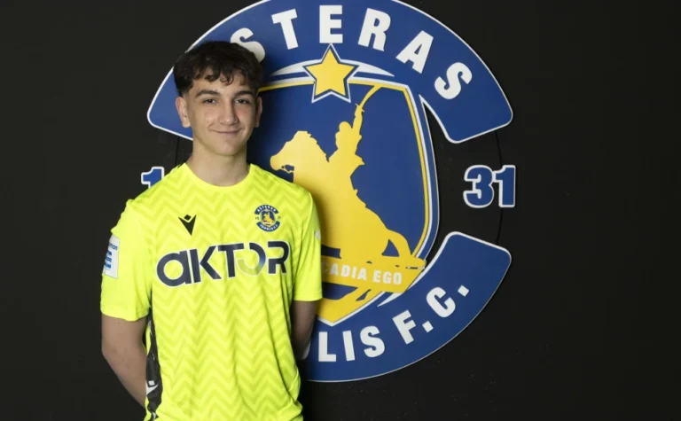 Έγινε επαγγελματίας ο 15χρονος Παπαζυγούρας!