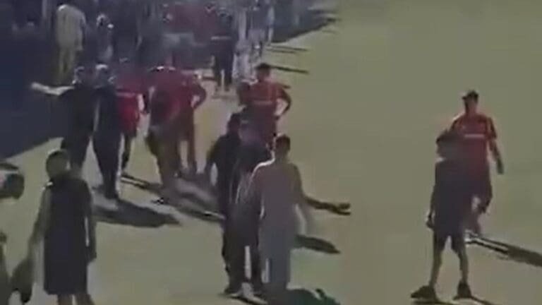 Σοβαρά επεισόδια στο παιχνίδι της U19 του Ολυμπιακού! (vid)