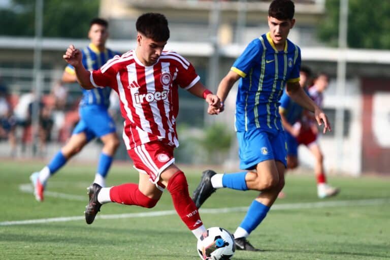 Με το… δεξί η U17 του Ολυμπιακού στο πρωτάθλημα!